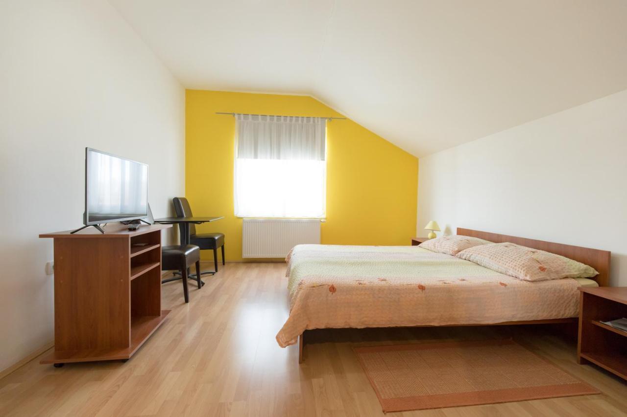 Guesthouse Capistro Bilje Eksteriør bilde