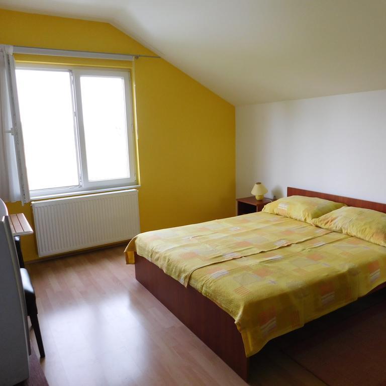 Guesthouse Capistro Bilje Eksteriør bilde