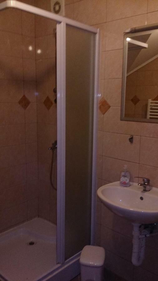 Guesthouse Capistro Bilje Eksteriør bilde